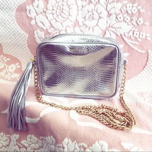 NWT! Official VS Fashion Show Crossbody GOOD